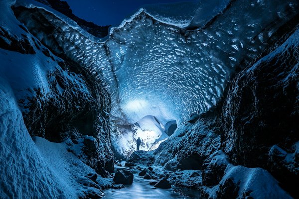 Où explorer les grottes de glace en Islande?